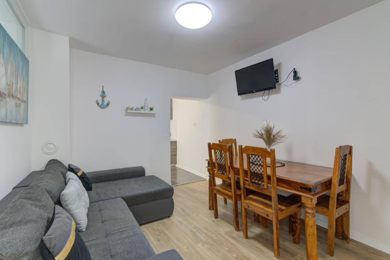 Lovely Apartments Senj 塞尼 外观 照片